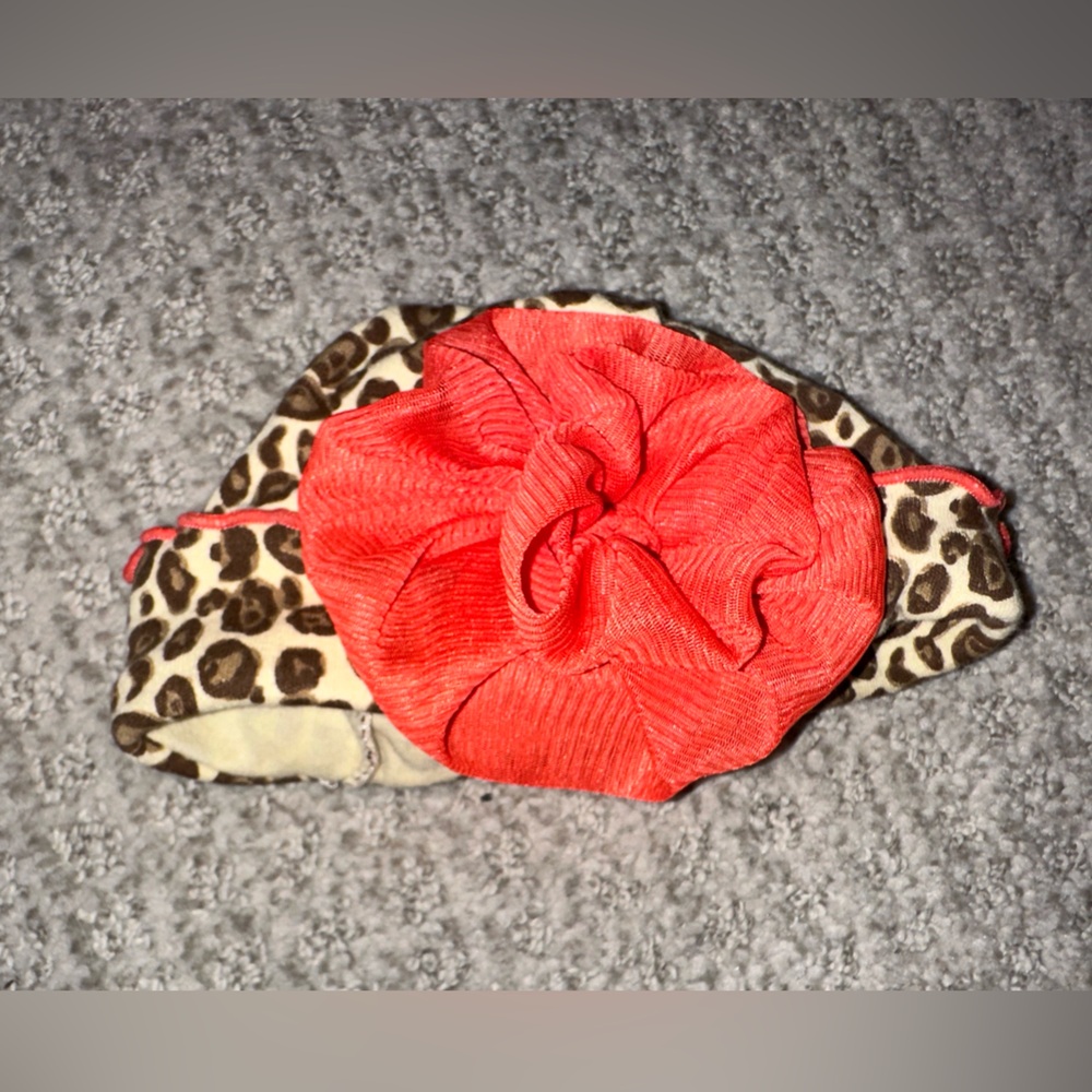 Baby essentials beanie hat